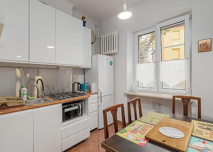 Rynek Nowego Miasta 27 By Nyx Warszawa